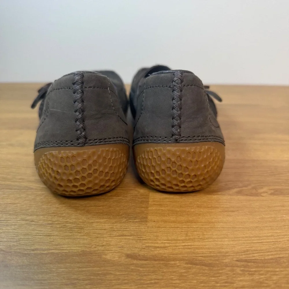 Patagonia Poppy Velvet Brown Leather Mary Jane Flats Skywalk Gum Sole Shoes 8.5